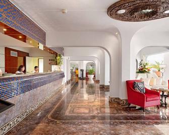 Grand Muthu Oura View Beach Club - Albufeira - Front desk