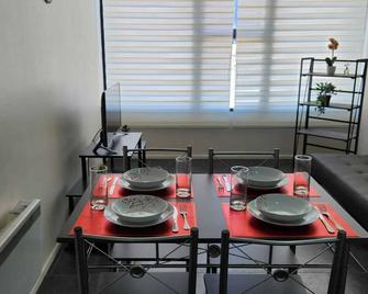 Vista Gold Apartment. Depto Seguro en Pleno Centro de Concepción - Concepción - Comedor
