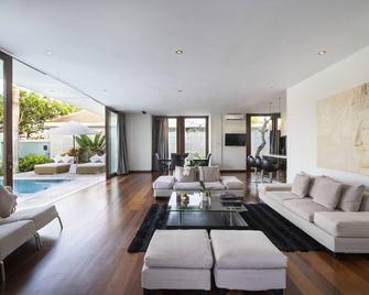 C151 Smart Villas at Seminyak - Kuta - Soggiorno
