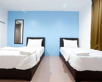 Lux Hotel - Teluk Intan - Bedroom