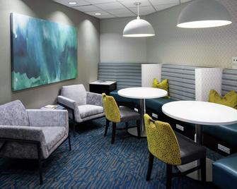 Hampton Inn & Suites Miami-Doral/Dolphin Mall - Miami - Lounge