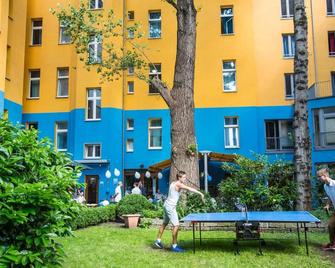 Pegasus Hostel Berlin - Berlin - Building