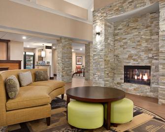 Homewood Suites by Hilton Dallas - Park Central Area - Dallas - Living room