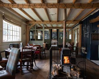 The White Hart - Chippenham - Restaurant