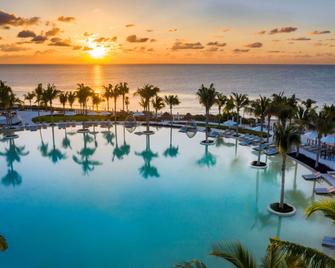 Haven Riviera Cancun - Cancún - Piscina