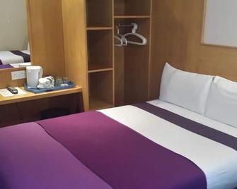 Arriva Hotel - London - Bedroom