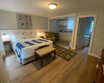 Hanscom's Motel and Cottages - Bar Harbor - Bedroom