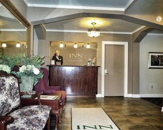 Inn At Queen Anne - Seattle - Front desk
