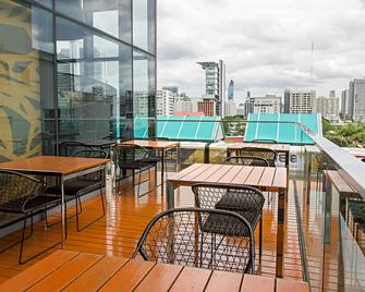 Holiday Inn Express Bangkok Siam - Bangkok - Balcony