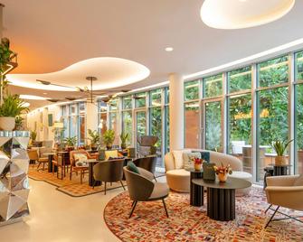 Renaissance Paris Republique Hotel & Spa - Paris - Bar