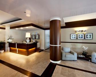 Aparthotel LA Pineta - Jesolo - Reception