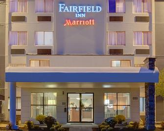 Fairfield Inn by Marriott Portsmouth Seacoast - Portsmouth - Building