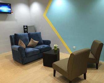 Best View Hotel, Kelana Jaya - Petaling Jaya - Living room
