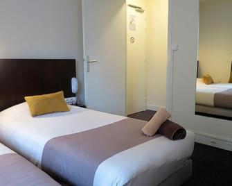 Hotel de la Paix - Caen - Chambre