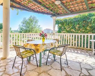 Comfort Pool Apartments - Medulin - Balkon