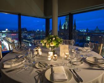 The Fitzwilliam Hotel Belfast - Belfast - Dining room