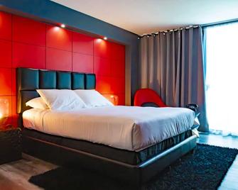 Park Plaza Lodge Hotel - Los Angeles - Bedroom