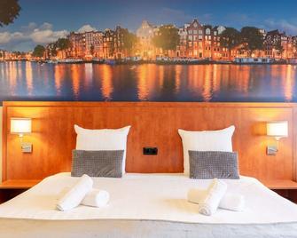 New West Inn Amsterdam - Amsterdam - Schlafzimmer