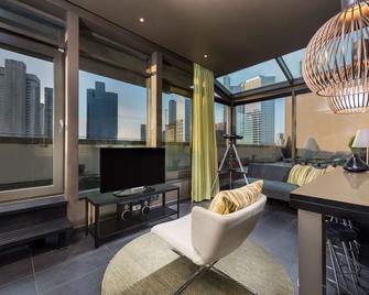 Adina Apartment Hotel Frankfurt Neue Oper - Frankfurt - Oturma odası