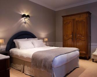 Hôtel de Londres - Fontainebleau - Ložnice