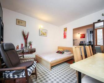 Aix Precheurs Finsonius - Aix en Provence - Chambre