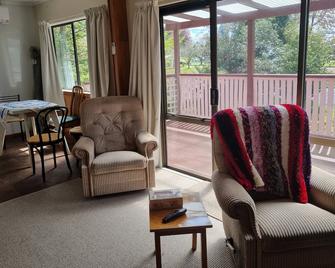 The Pink House - Tokoroa - Soggiorno
