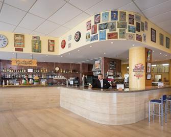 htop Royal Sun Suites - Santa Susana - Bar