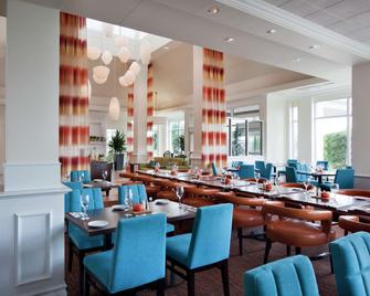 Hilton Garden Inn Montreal Airport - Montreal - Restaurant