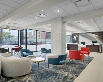 Holiday Inn & Suites Chicago-Downtown By IHG - Chicago - Lounge