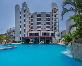 WinMeier Hotel y Casino - Chiclayo - Piscina