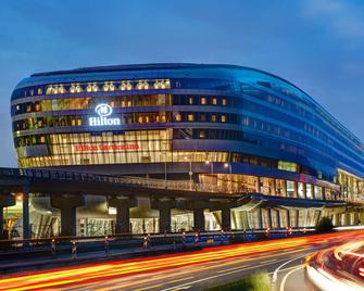 Hilton Garden Inn Frankfurt Airport - Frankfurt - Byggnad