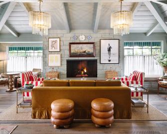 Le Petit Pali at Ocean Ave - Carmel-by-the-Sea - Lobby
