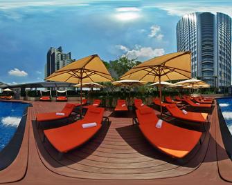 Marriott Executive Apartments Bangkok, Sukhumvit Thonglor - Banguecoque - Piscina