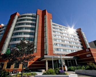 Humber College North Campus Residence - Toronto - Building