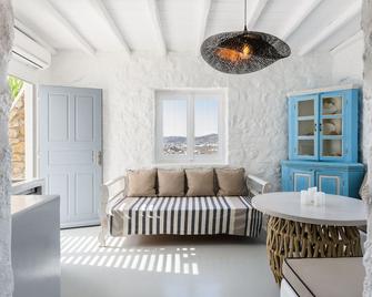 Mykonos Supreme Comfort Suites - Μύκονος - Σαλόνι
