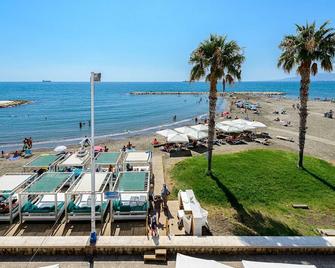 Hotel La Chancla - Malaga - Strand