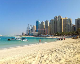 Al Marsa - Dubái - Playa