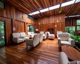 Jaguarundi Lodge - Monteverde - Lounge