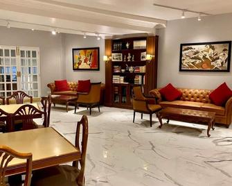 Hotel Jukaso Inn Down Town - นิวเดลี - ห้องนั่งเล่น