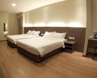 U Design Hotel Kuala Lipis - Kuala Lipis - Bedroom