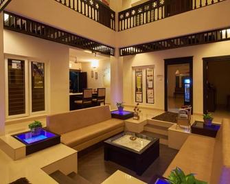 Fort Abode - Kochi - Lobby
