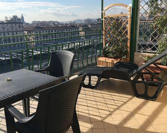 Top Floor - Napoli - Balcone