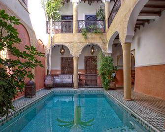 Riad Itrane - Marrakech - Zwembad